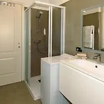 La Piccola 4*
