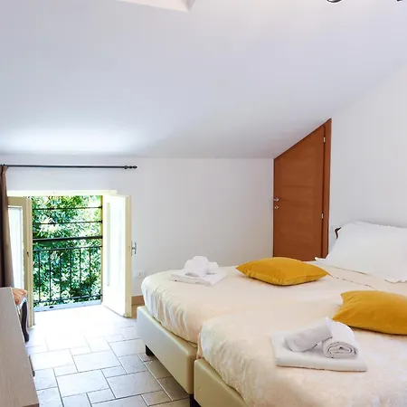 Aparthotel La Piccola