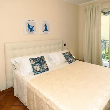 La Piccola Appart hôtel 4*